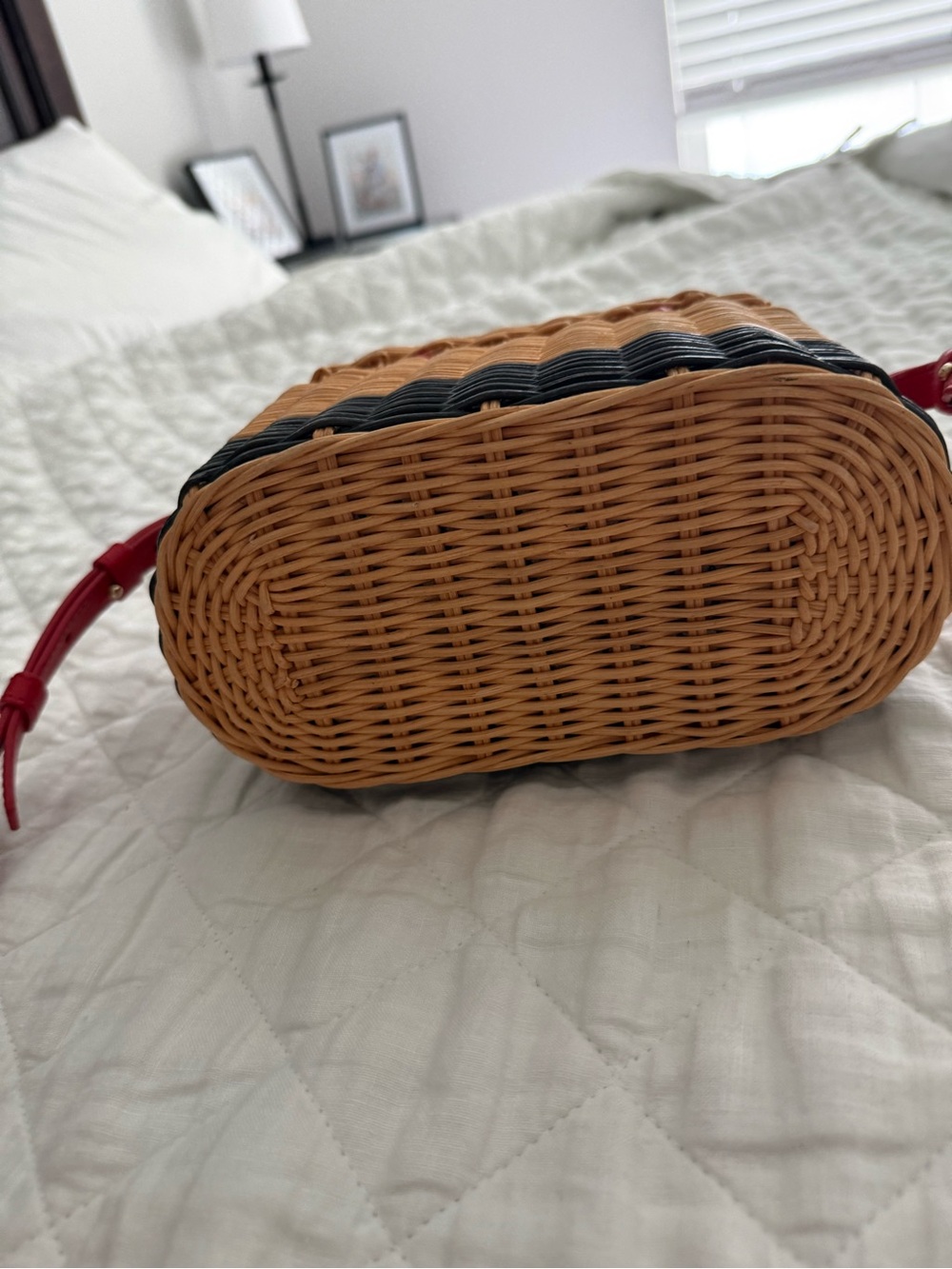 Draper James Woven Straw Crossbody Bag - Picture 3 of 10